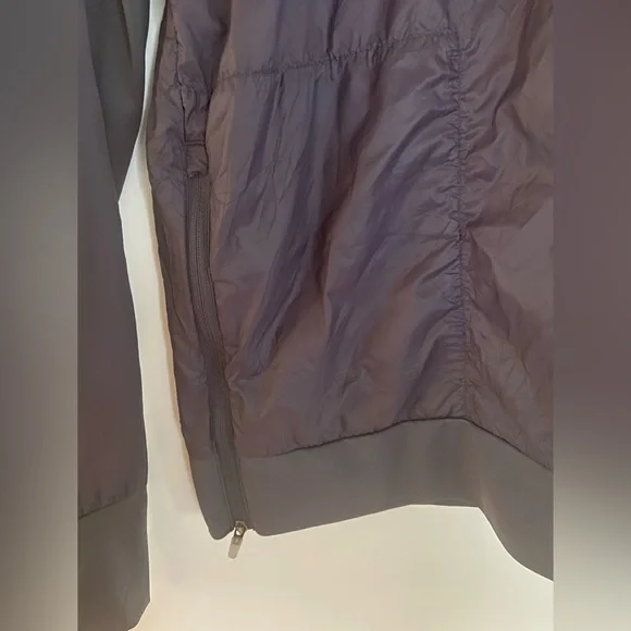 Nike Running Division Navy Packable Long Sleeve Top - Picture 5 of 11